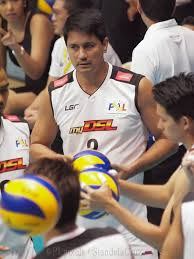 Richard Gomez playing for MYSMART-PLDT Team.